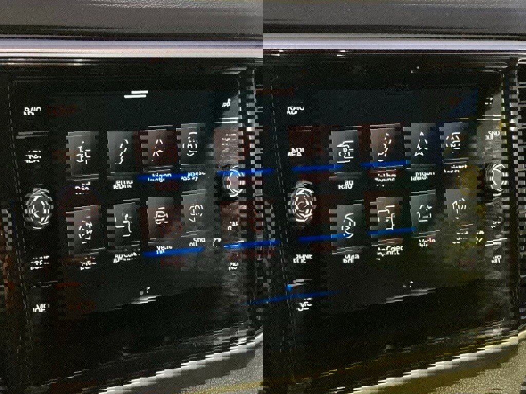 Used 2022 Volkswagen Atlas SE image 21