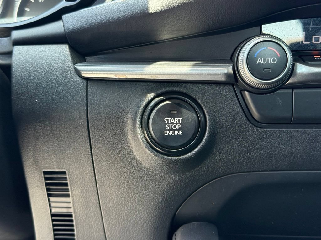 Certified 2025 MAZDA MAZDA3 s FWD image 25