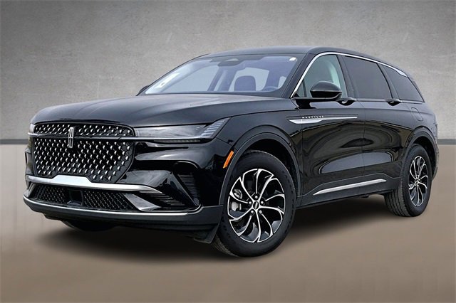 Used 2025 Lincoln Nautilus Premier image 1