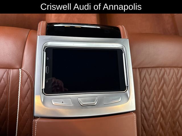 Used 2020 BMW ALPINA B7 xDrive w/ Luxury Rear Seating Package image 15