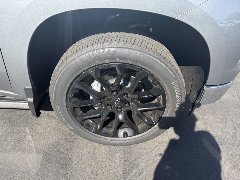 New 2026 Chevrolet Silverado 1500 LTZ w/ LTZ Premium Package RWD image 8