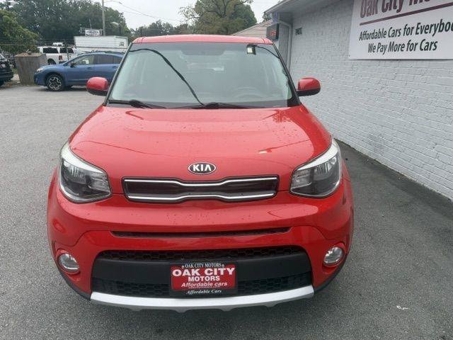 Used 2018 Kia Soul + FWD image 3