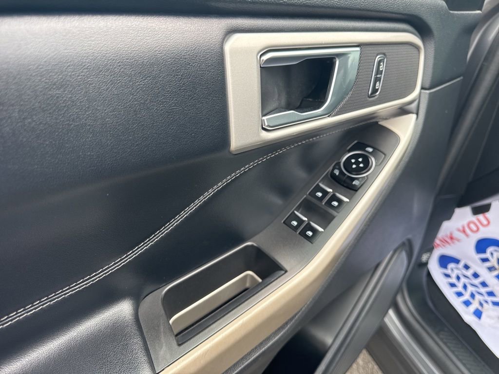 Used 2023 Ford Explorer XLT RWD image 22