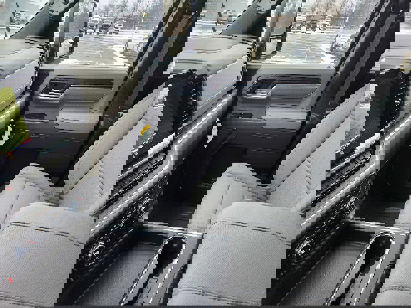 New 2026 GMC Sierra 2500 SLT w/ Max Trailering Package image 9