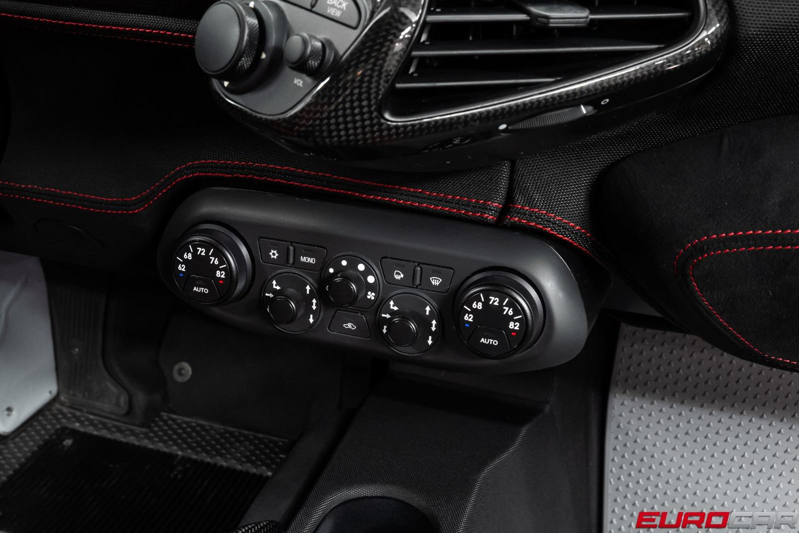 Used 2015 Ferrari 458 Speciale Coupe RWD image 37