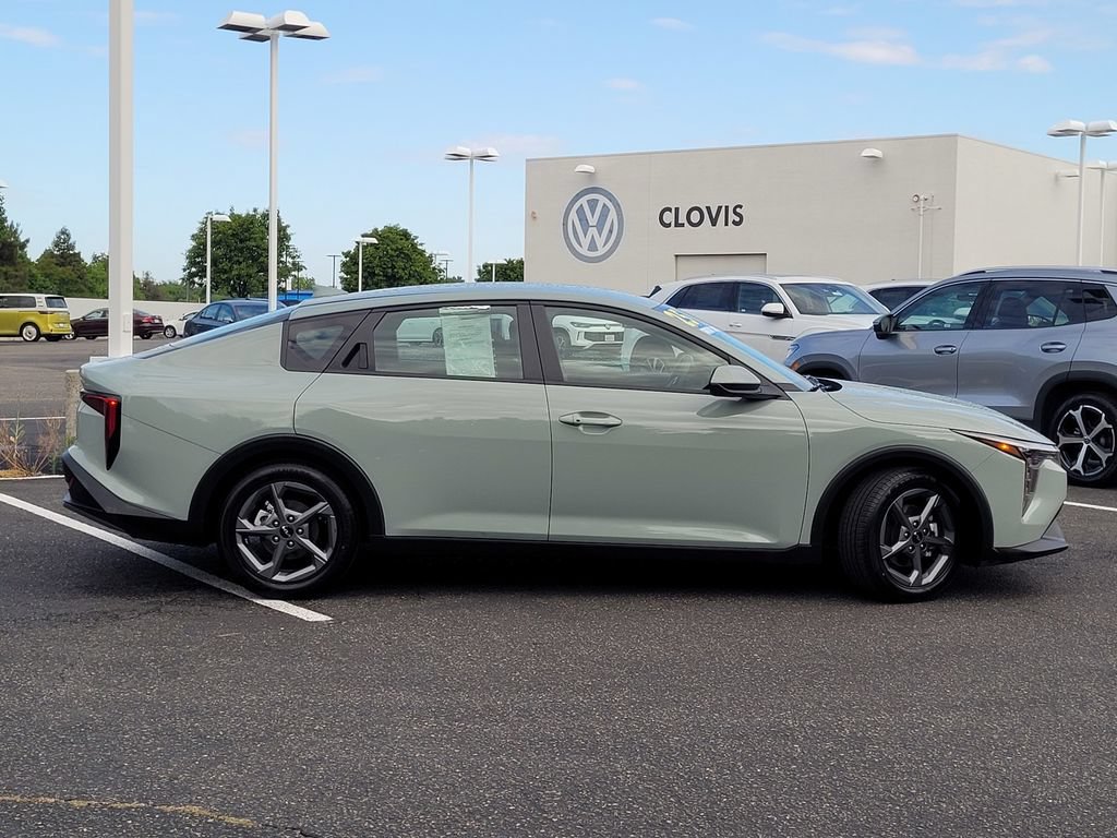 Used 2025 Kia K4 FWD image 5
