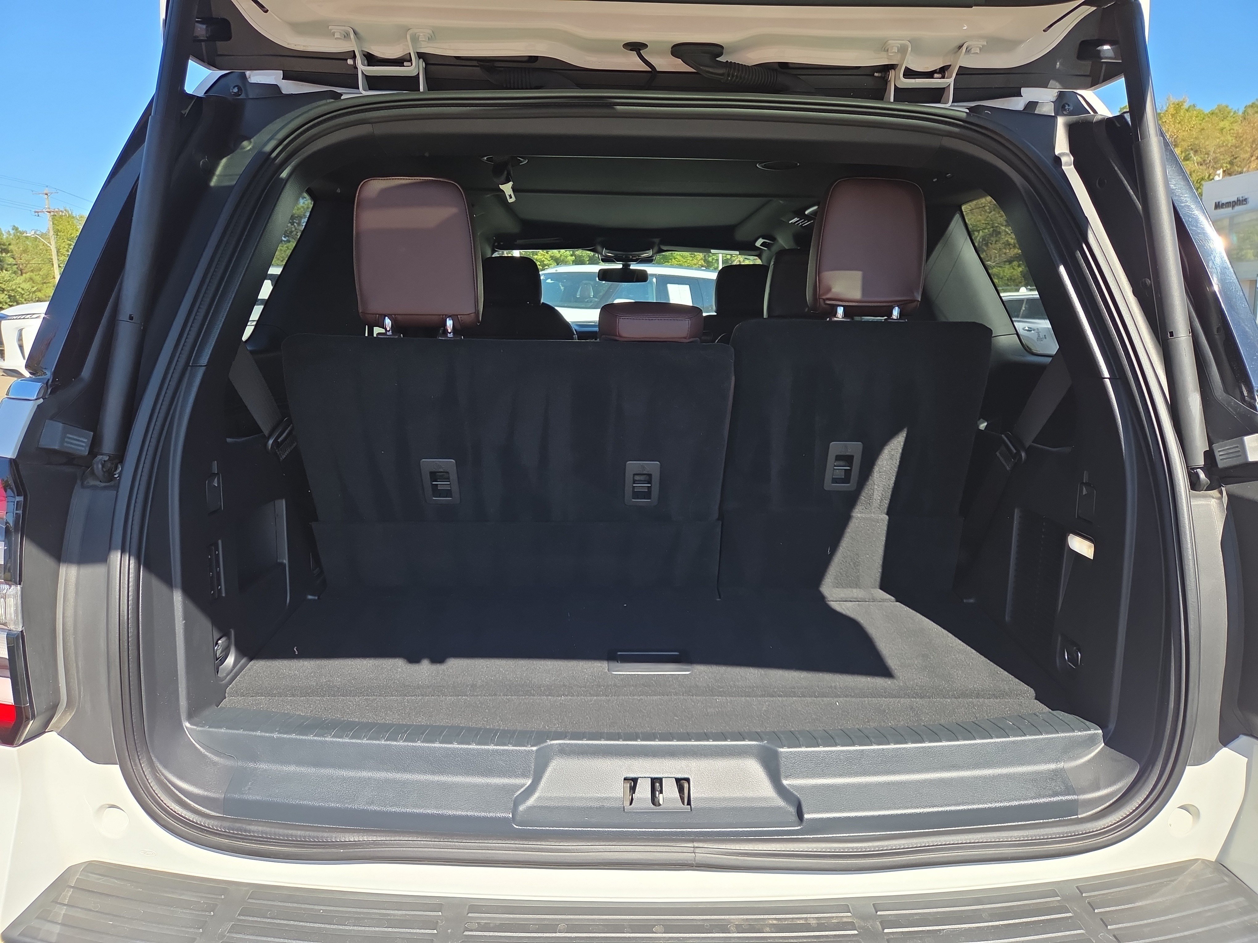 Used 2023 Ford Expedition Limited AWD/4WD image 10