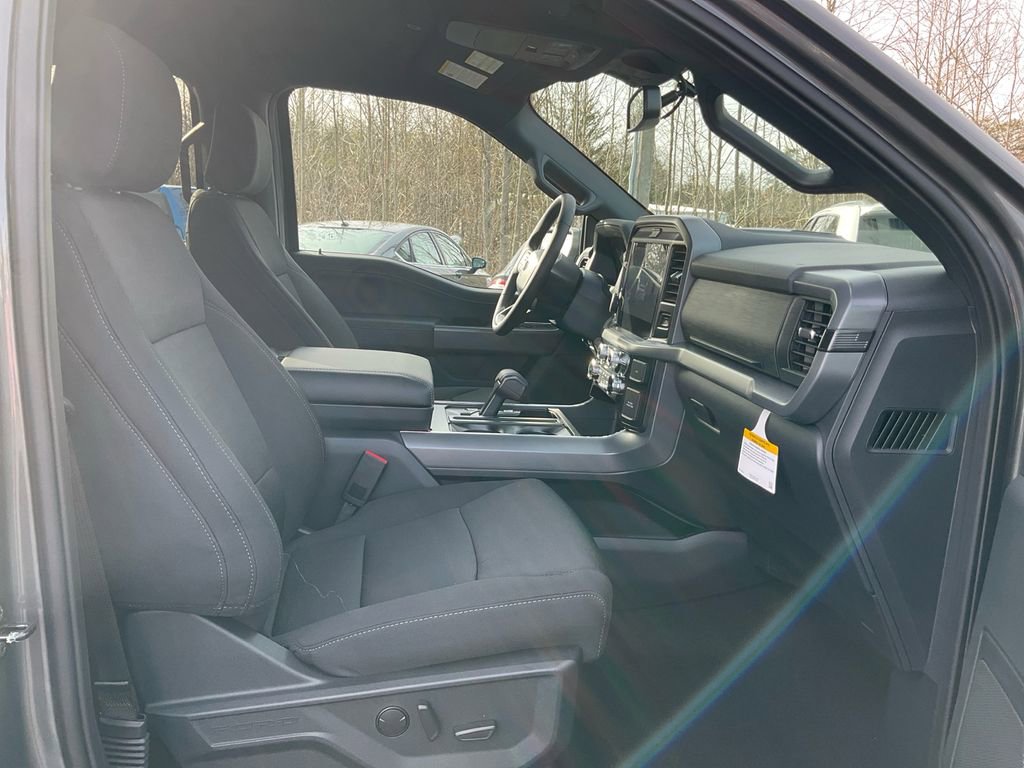 New 2026 Ford F150 XLT w/ Equipment Group 302A MID image 12