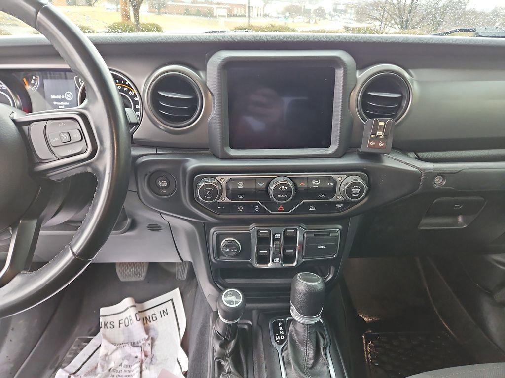Used 2022 Jeep Gladiator Sport image 18