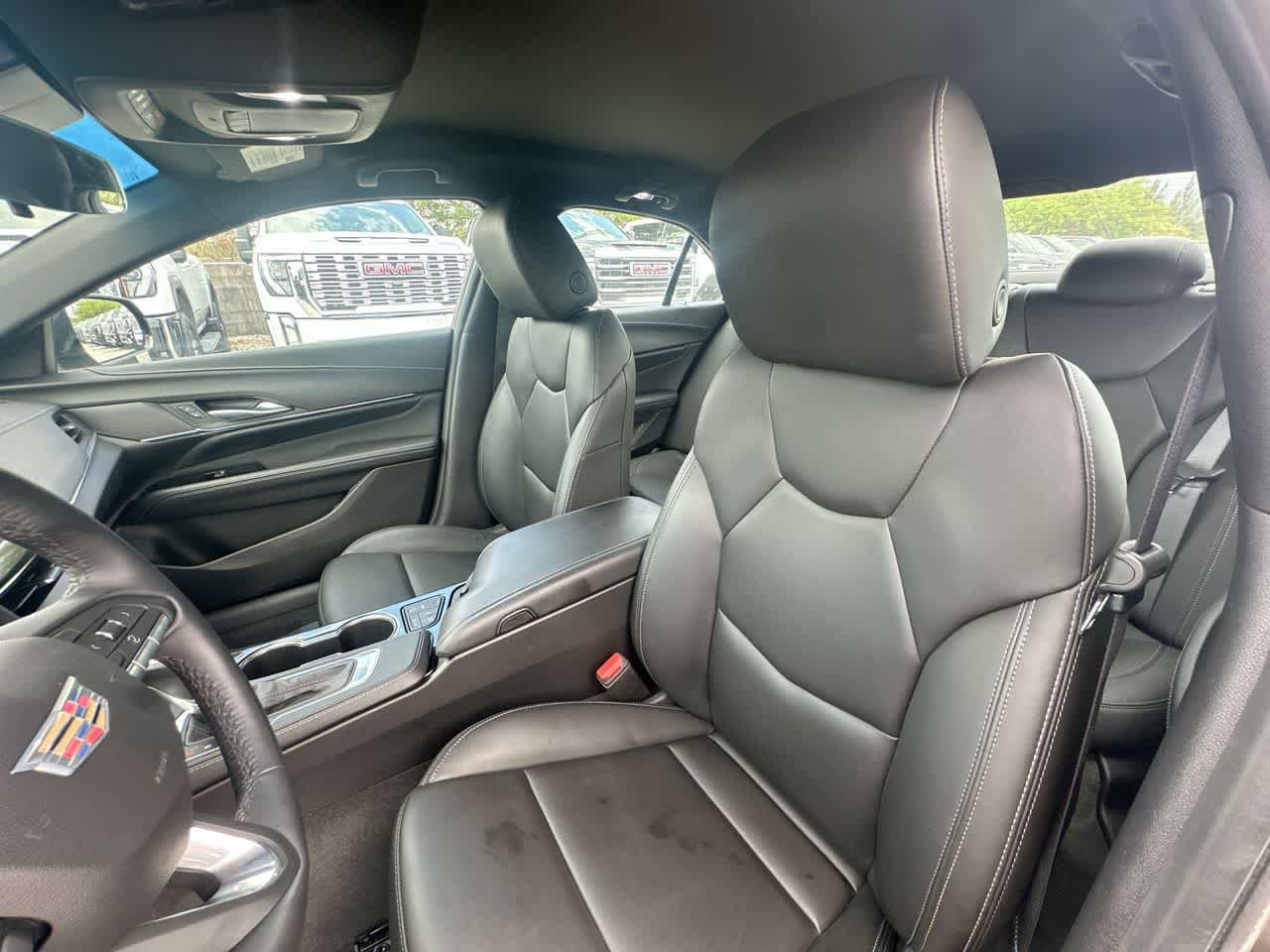 Used 2023 Cadillac CT4 Luxury RWD image 14