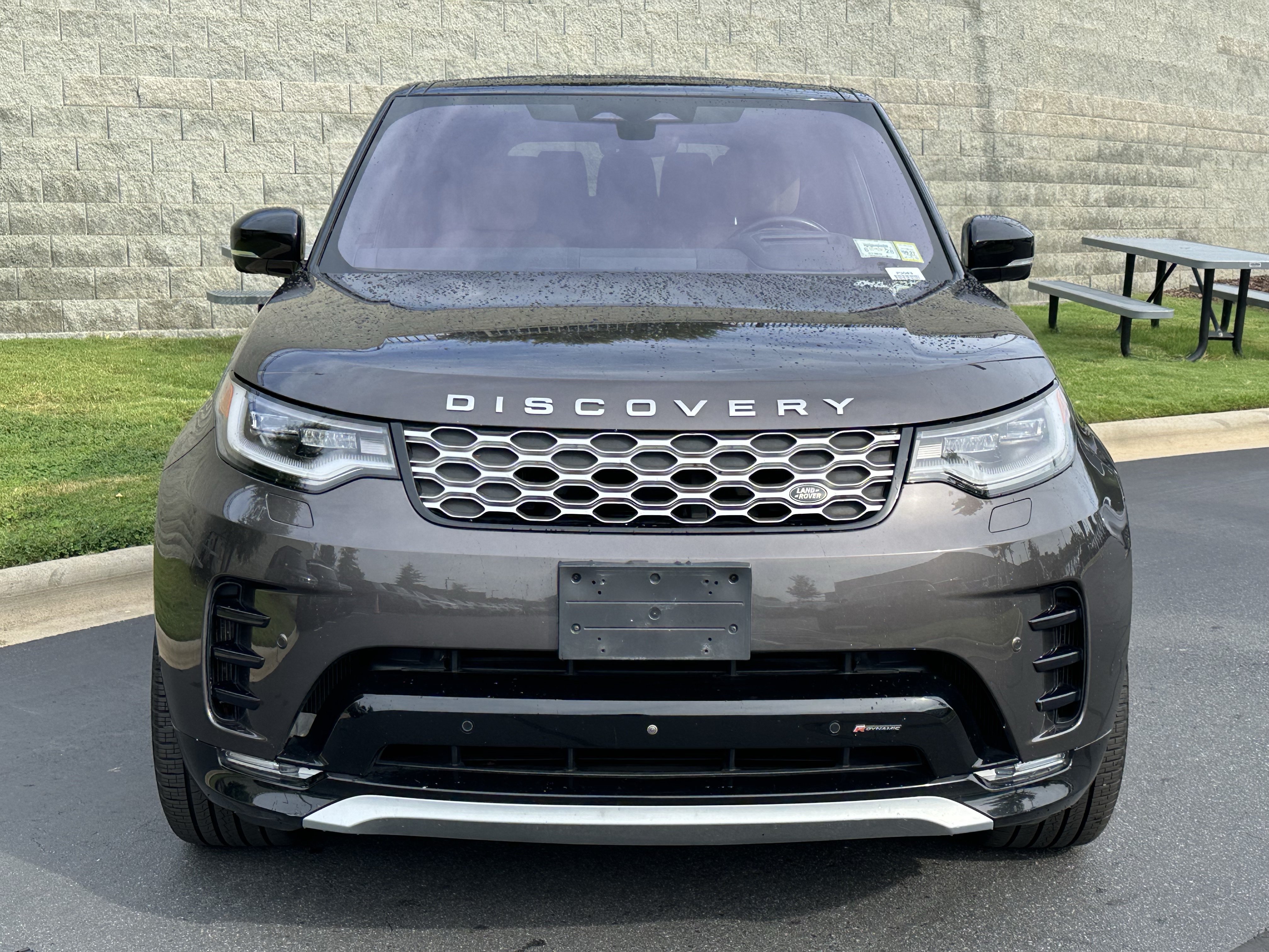 Certified 2023 Land Rover Discovery Metropolitan Edition AWD/4WD image 10