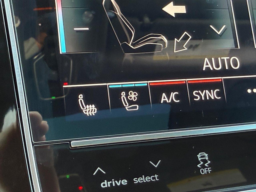New 2027 Audi SQ8 Prestige AWD/4WD image 20