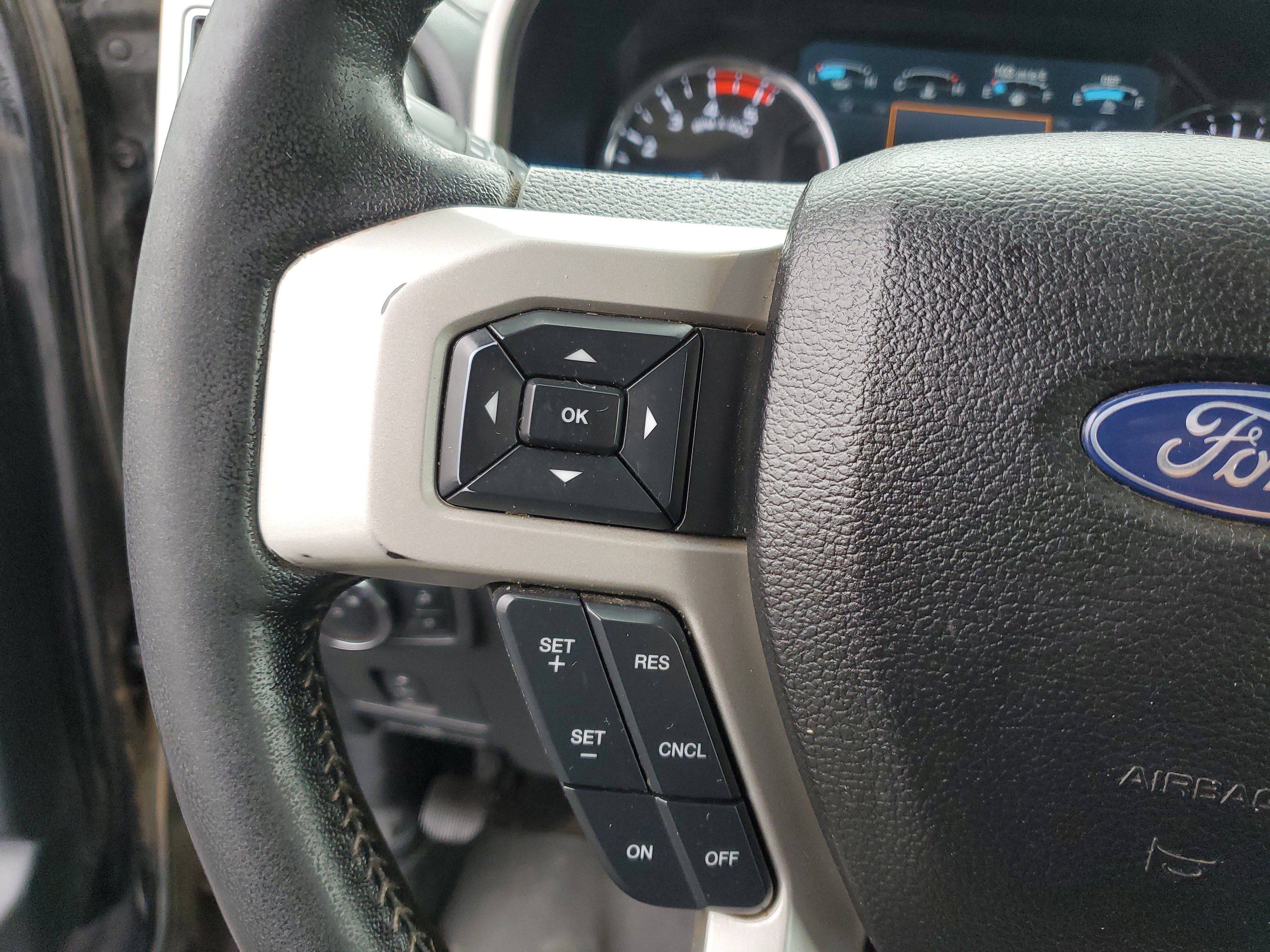 Used 2019 Ford F350 Lariat image 22