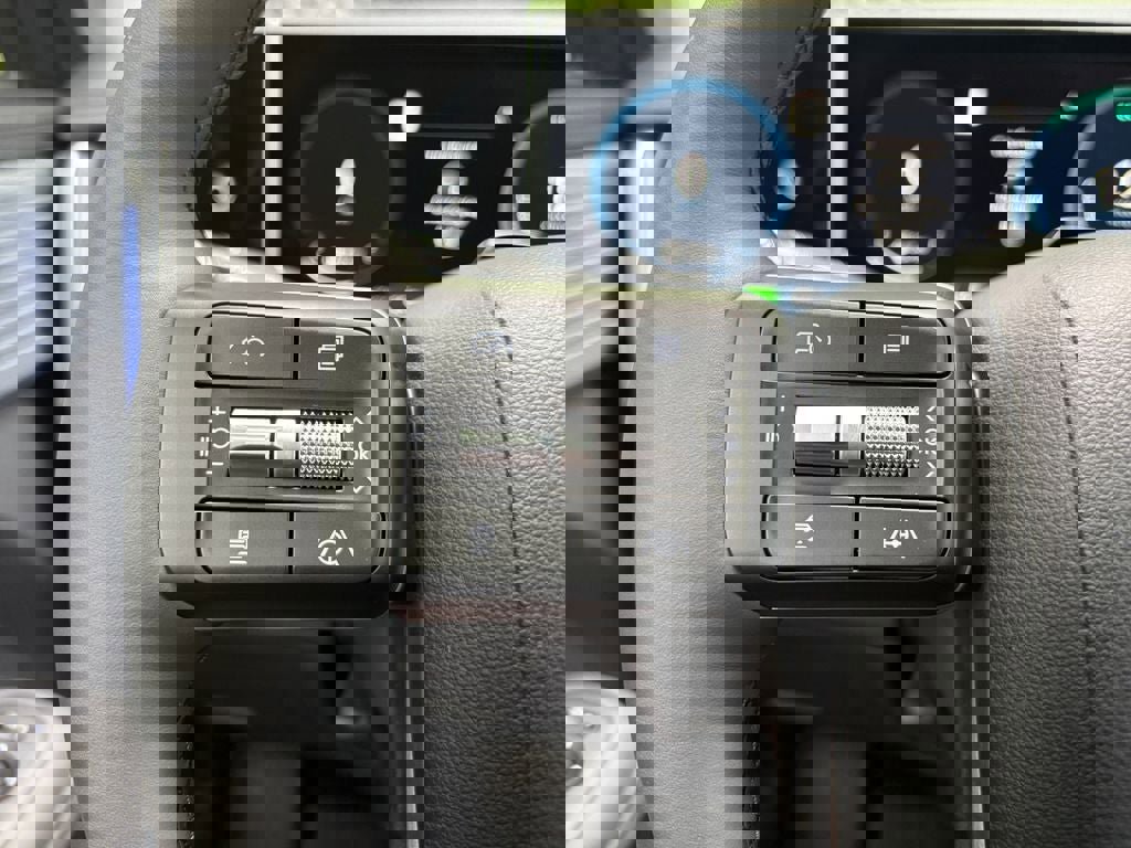 New 2025 Hyundai Santa Fe Limited image 13