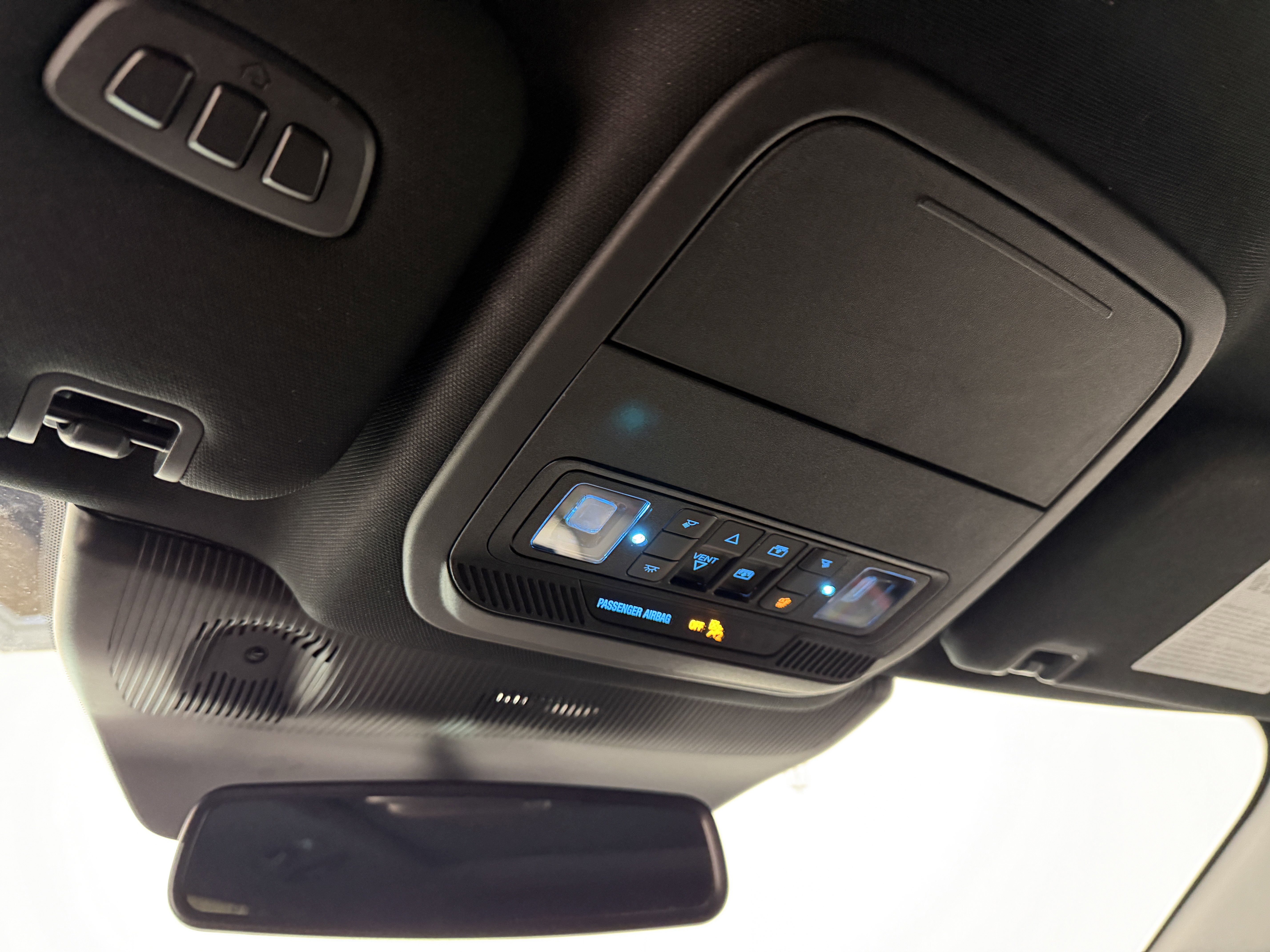 Used 2025 Ford Explorer ST image 9