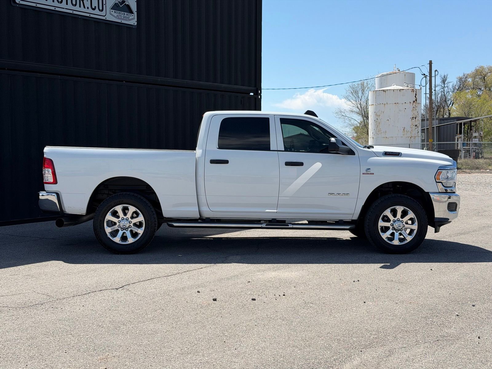 Used 2019 RAM 3500 Tradesman w/ Chrome Appearance Group AWD/4WD image 6