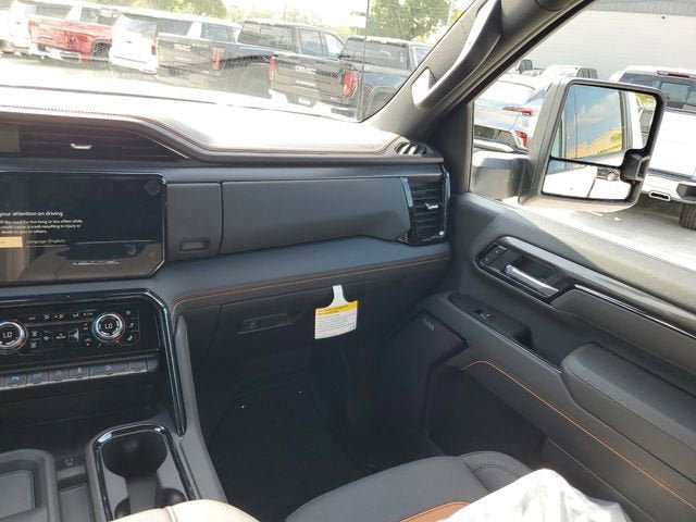 New 2026 GMC Sierra 2500 AT4 w/ AT4 Premium Plus Package image 16