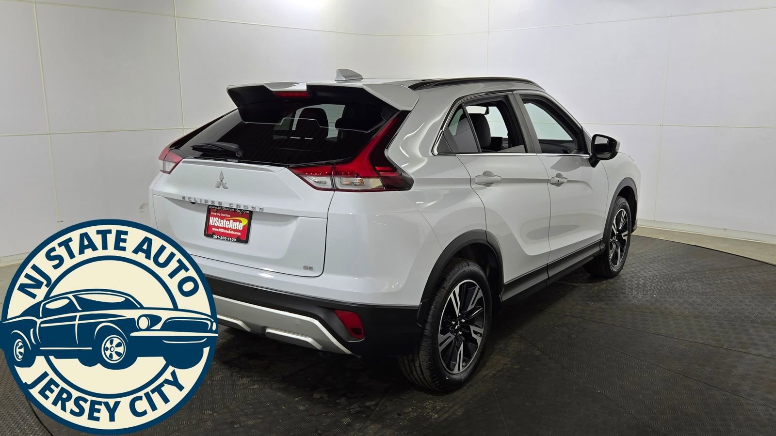 Used 2023 Mitsubishi Eclipse Cross SE image 7