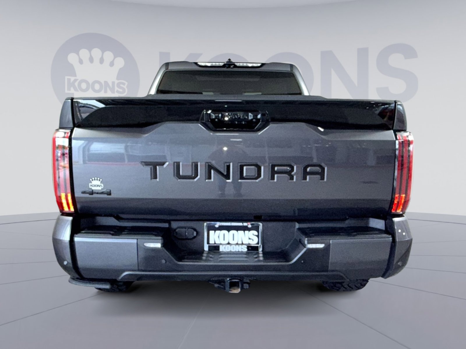 Used 2023 Toyota Tundra Platinum w/ Advanced Package AWD/4WD image 5