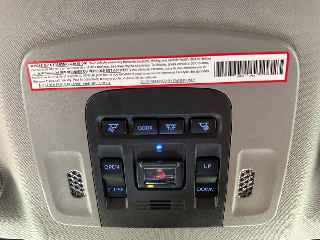 Used 2022 Toyota Camry XSE FWD image 31