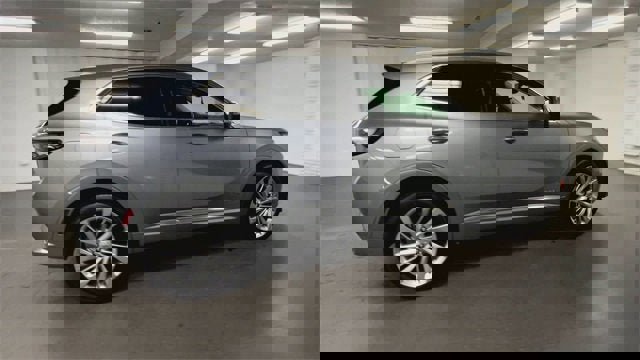 Certified 2024 Buick Envision Avenir image 9