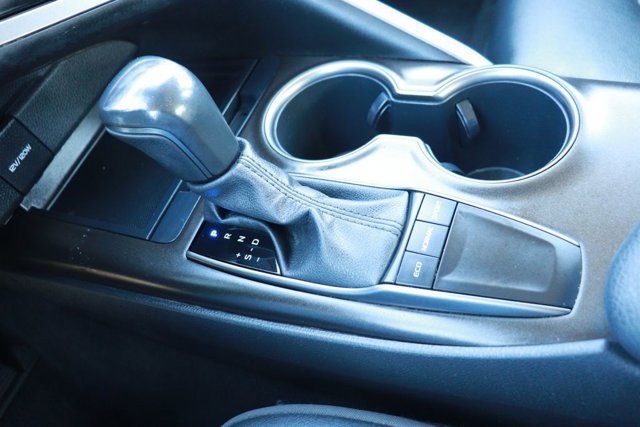 Used 2023 Toyota Camry SE image 15