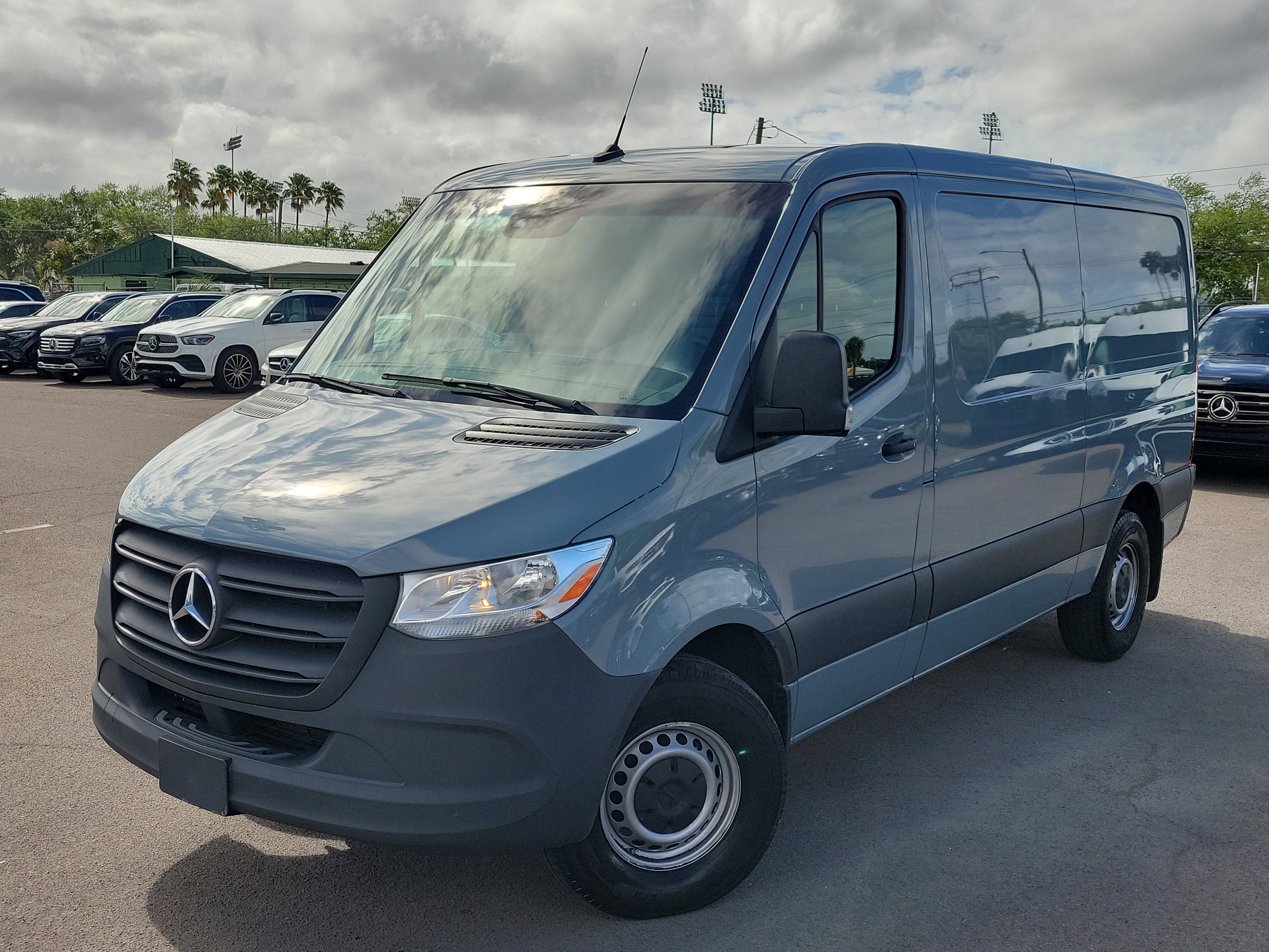 Used 2024 Mercedes-Benz Sprinter 2500 image 1