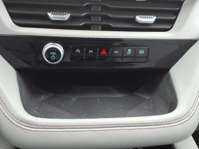 Used 2025 Ford Explorer Active w/ Active Comfort Package AWD/4WD image 27