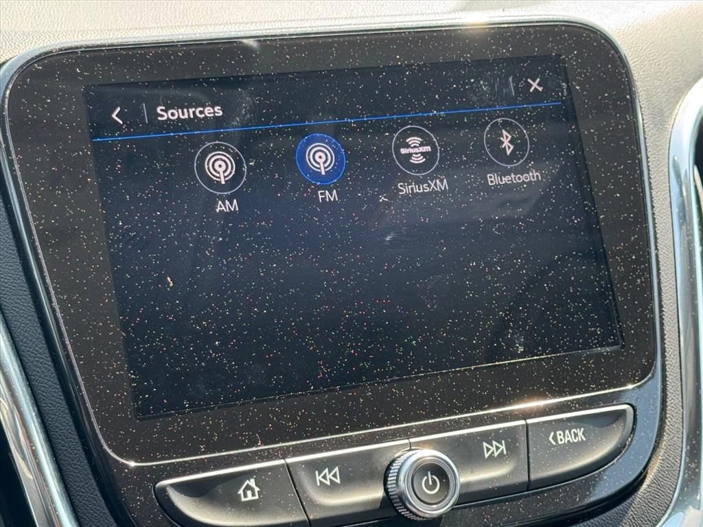 Used 2023 Chevrolet Equinox Premier image 23