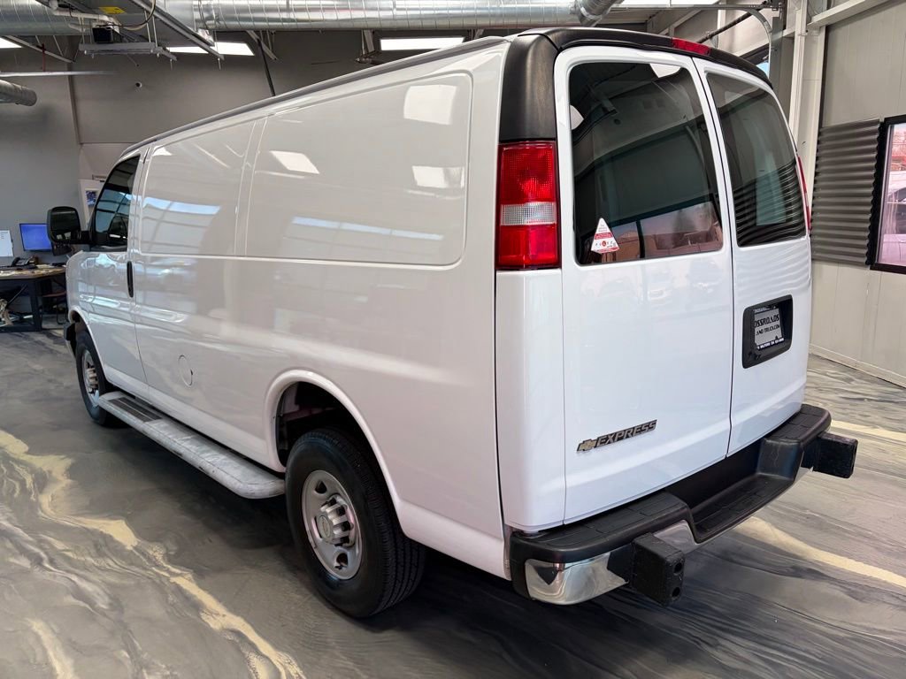 Used 2022 Chevrolet Express 2500 w/ Driver Convenience Package image 22