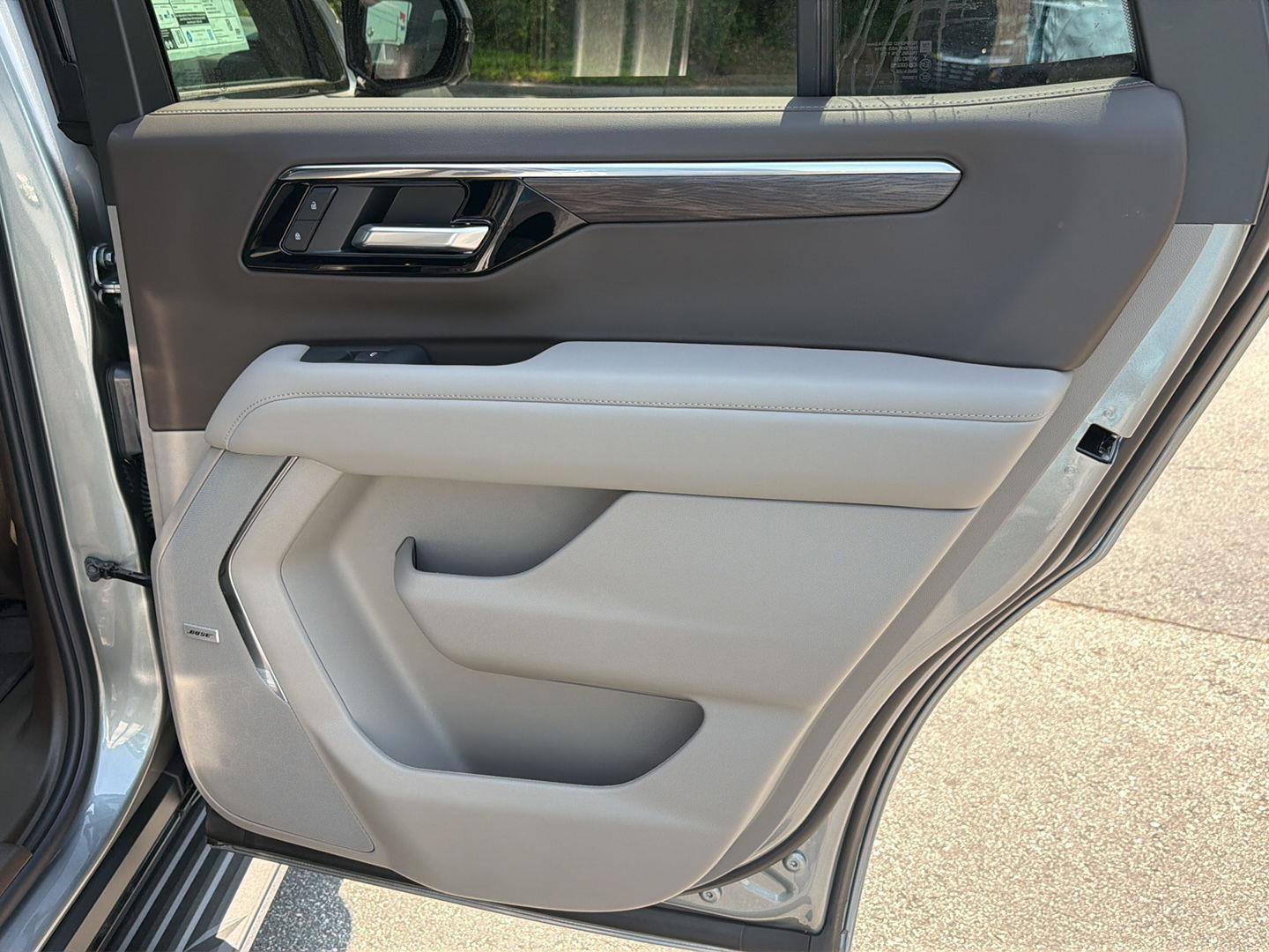 New 2026 Chevrolet Tahoe LT w/ Comfort Package RWD image 16