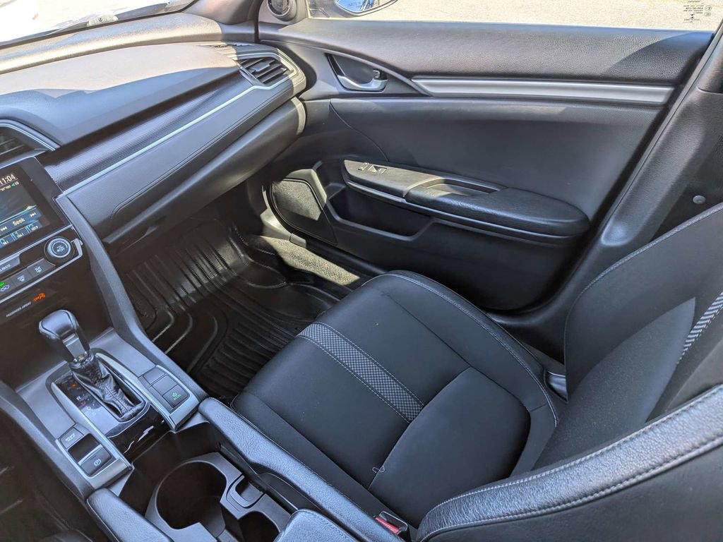 Used 2020 Honda Civic Sport image 16