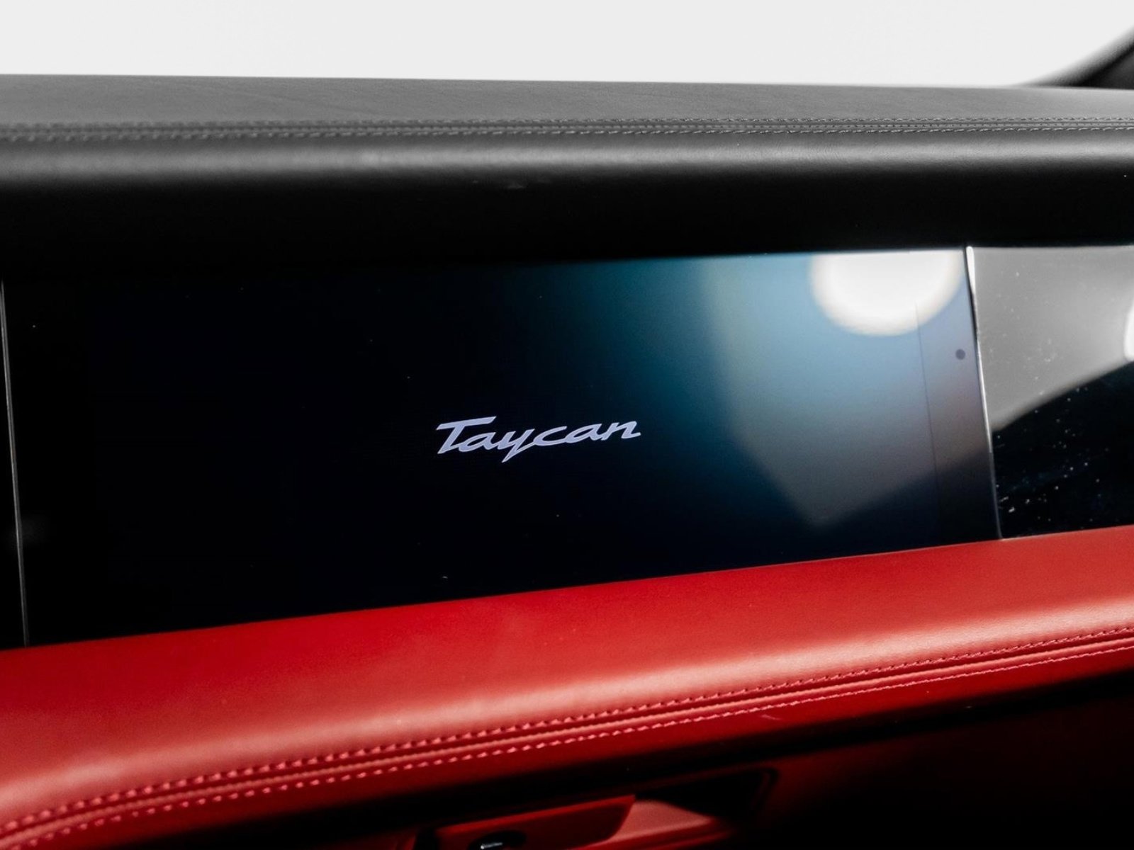 Used 2023 Porsche Taycan GTS w/ Technology Package image 39