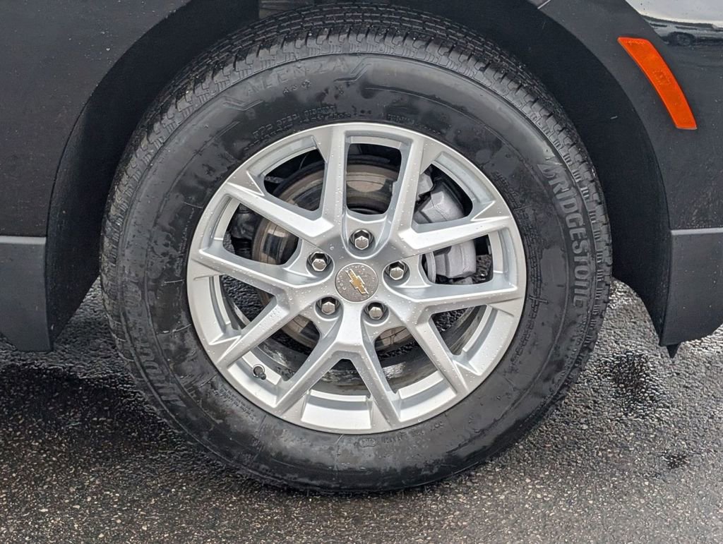 Used 2024 Chevrolet Equinox LS image 16