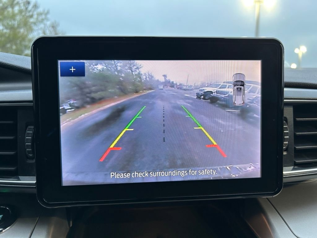 Used 2020 Ford Explorer XLT w/ Equipment Group 202A image 12