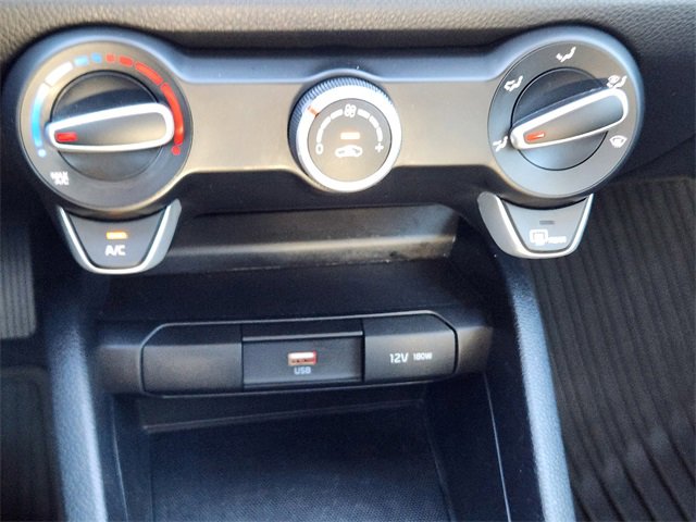 Used 2022 Kia Rio S image 19