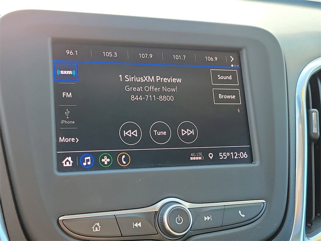 Used 2021 Chevrolet Equinox LT image 27