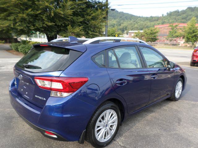 Used 2018 Subaru Impreza 2.0i Premium image 6