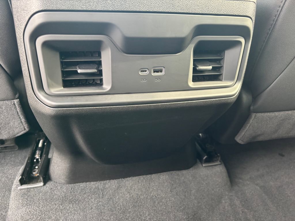 Used 2025 Chevrolet Silverado 1500 LT w/ Leather Package image 43