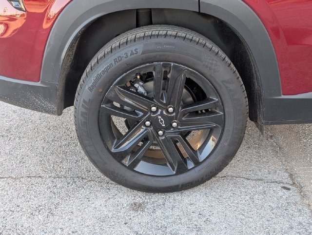Certified 2024 Chevrolet Trax ACTIV w/ Sunroof Package FWD image 3