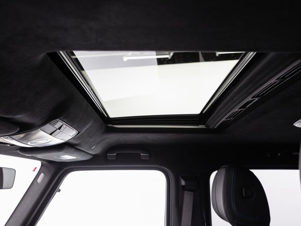 Used 2025 Mercedes-Benz G 580 w/ EQ Technology image 26