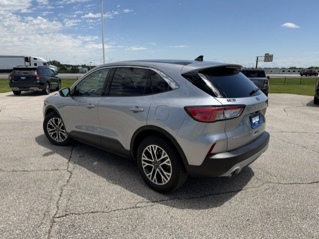 Used 2022 Ford Escape SEL w/ Technology Package FWD image 7