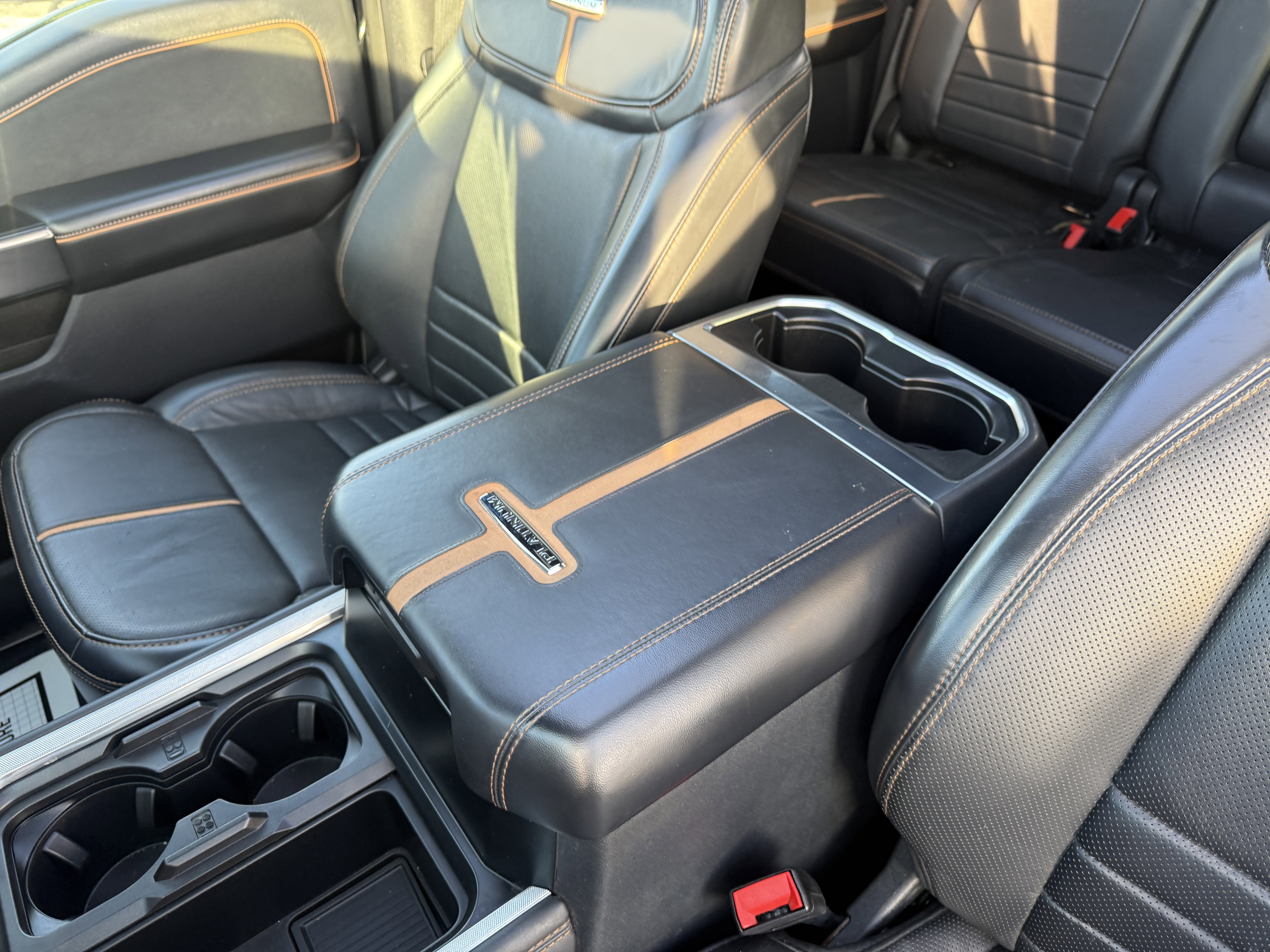 Used 2024 Ford F250 Platinum image 29