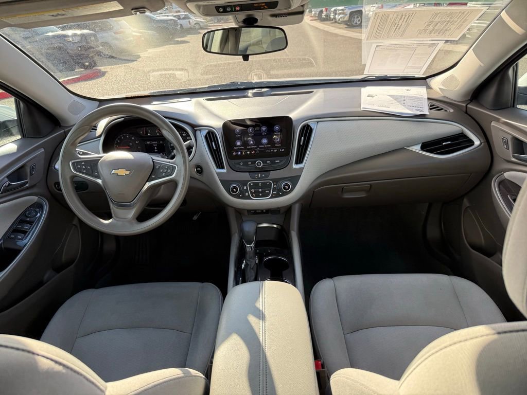 Used 2024 Chevrolet Malibu LT image 17