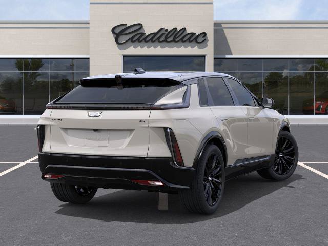 New 2027 Cadillac Lyriq Sport w/ LPO, ONYX Package AWD/4WD image 4