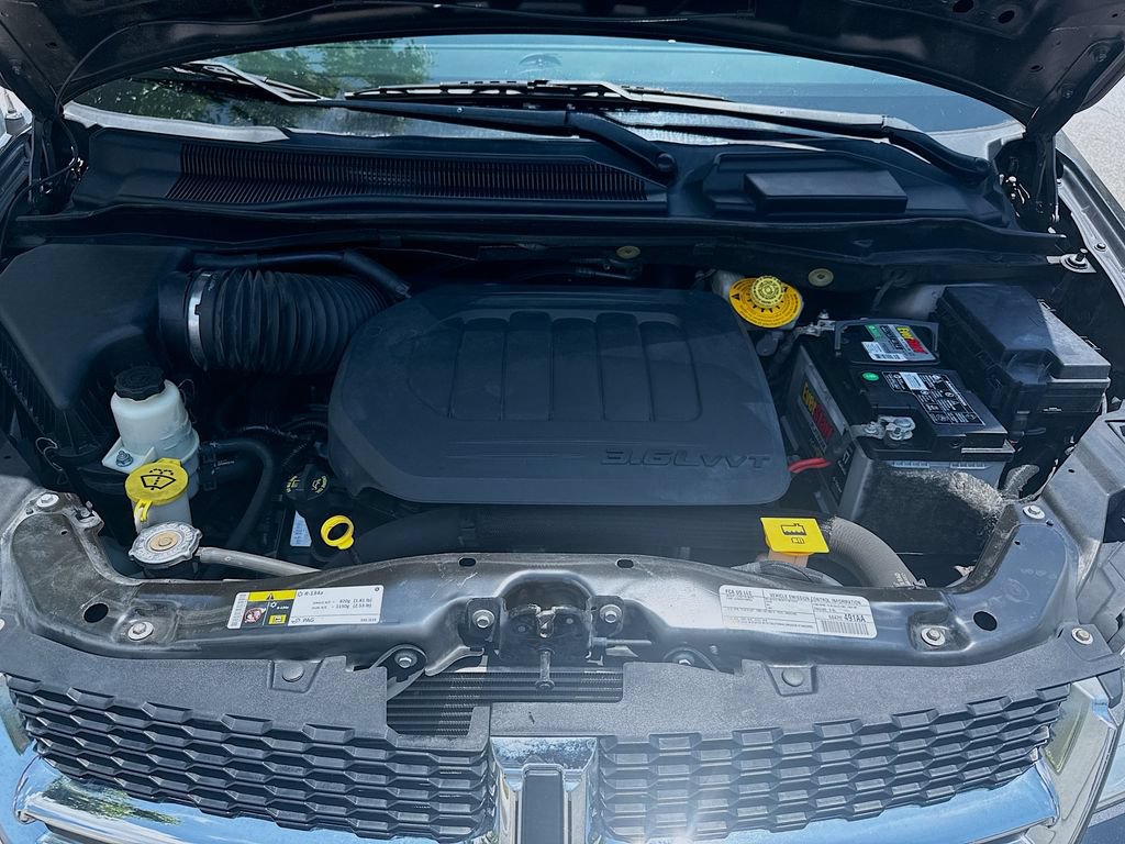 Used 2020 Dodge Grand Caravan SXT FWD image 32
