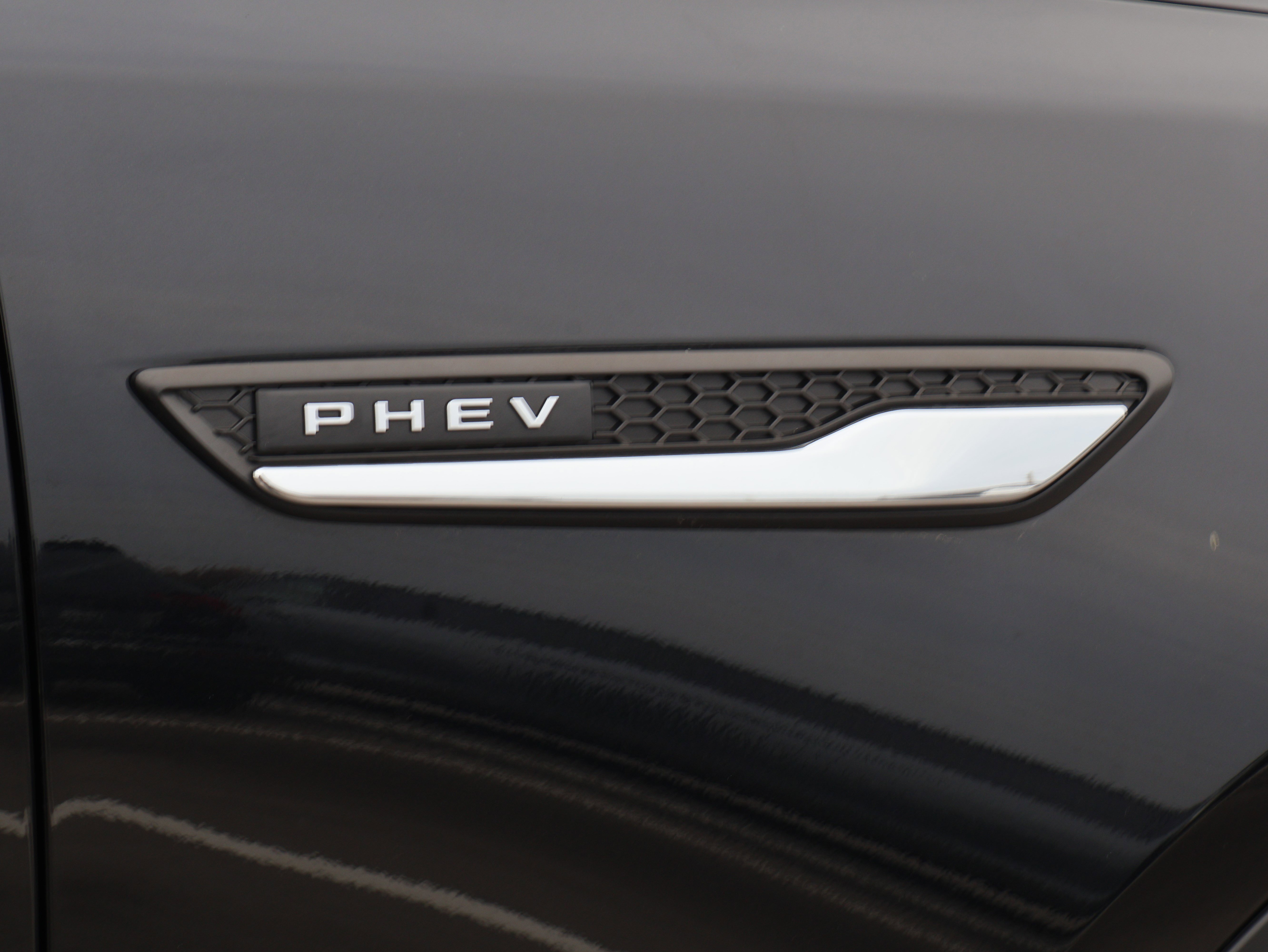 Certified 2024 MAZDA CX-90 Plug-In Hybrid w/ Premium Plus image 9