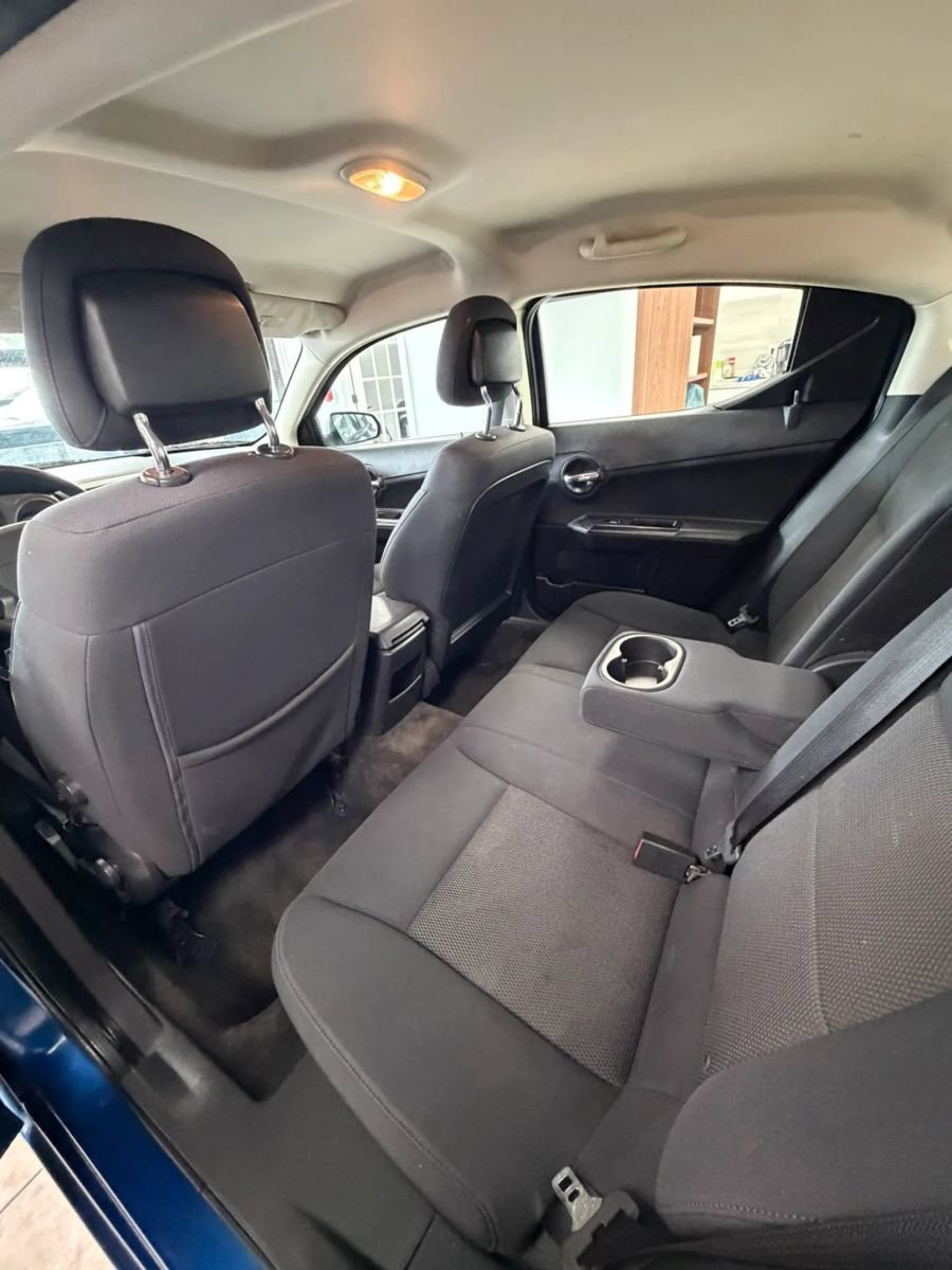 Used 2010 Dodge Avenger SXT FWD image 11