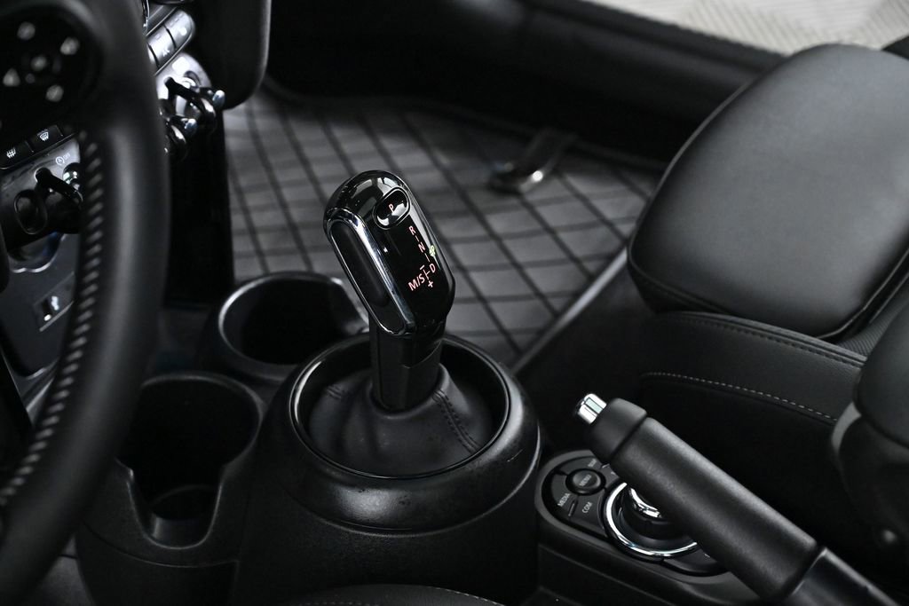 Certified 2024 MINI Cooper S image 19