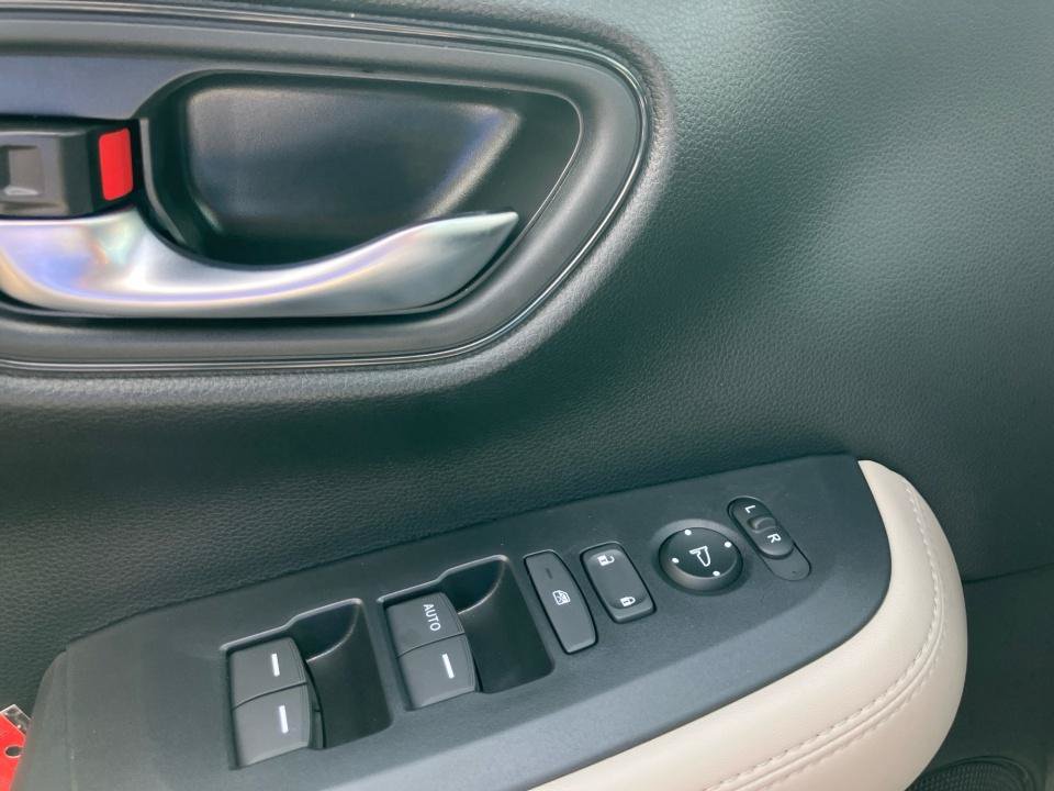 New 2027 Honda HR-V LX image 32
